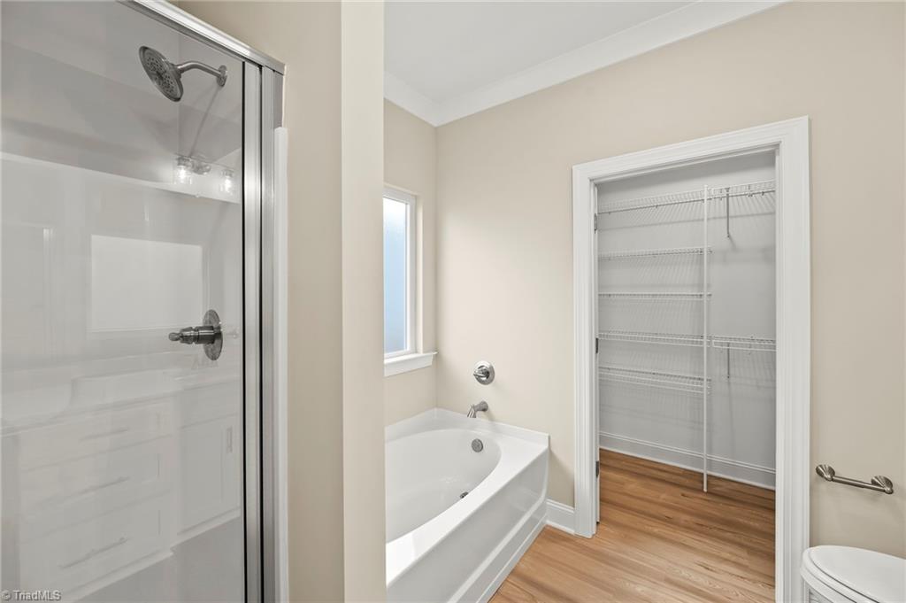 property viewer photo 10