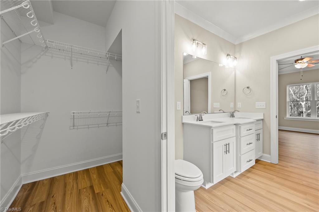 property viewer photo 11