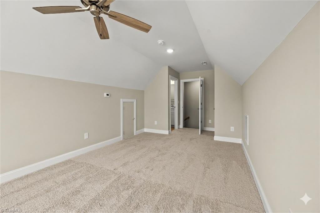 property viewer photo 17