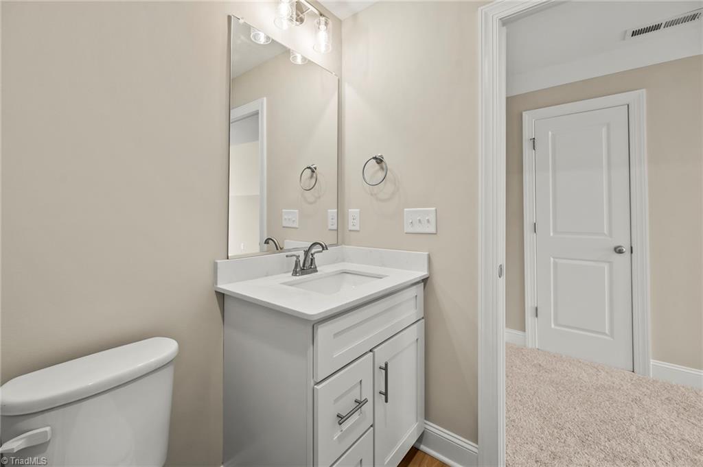 property viewer photo 19
