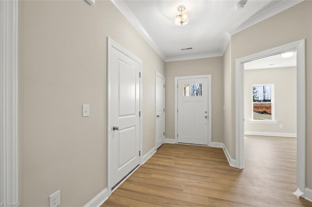 property viewer photo 2