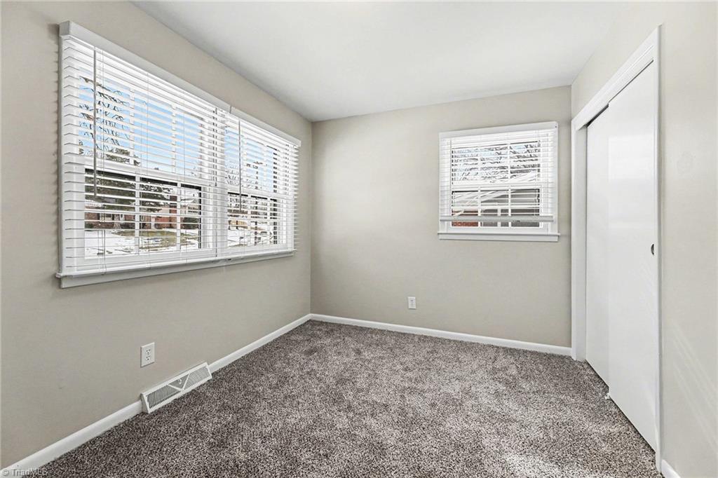 property viewer photo 11