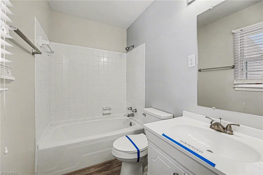 property viewer photo 13