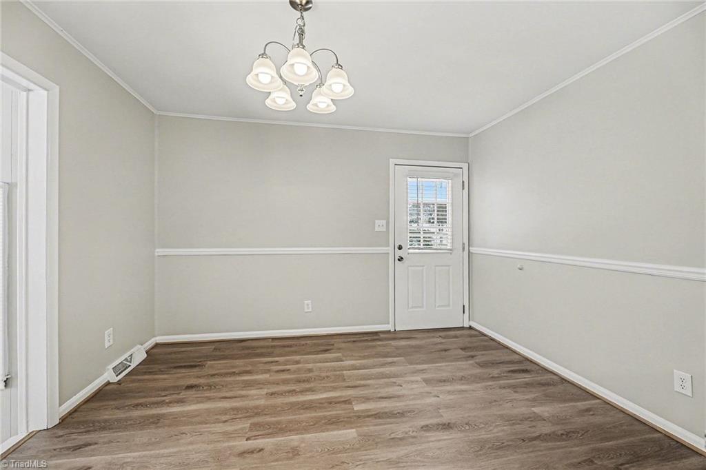 property viewer photo 6