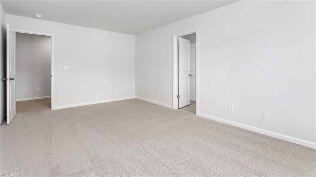 property viewer photo 16