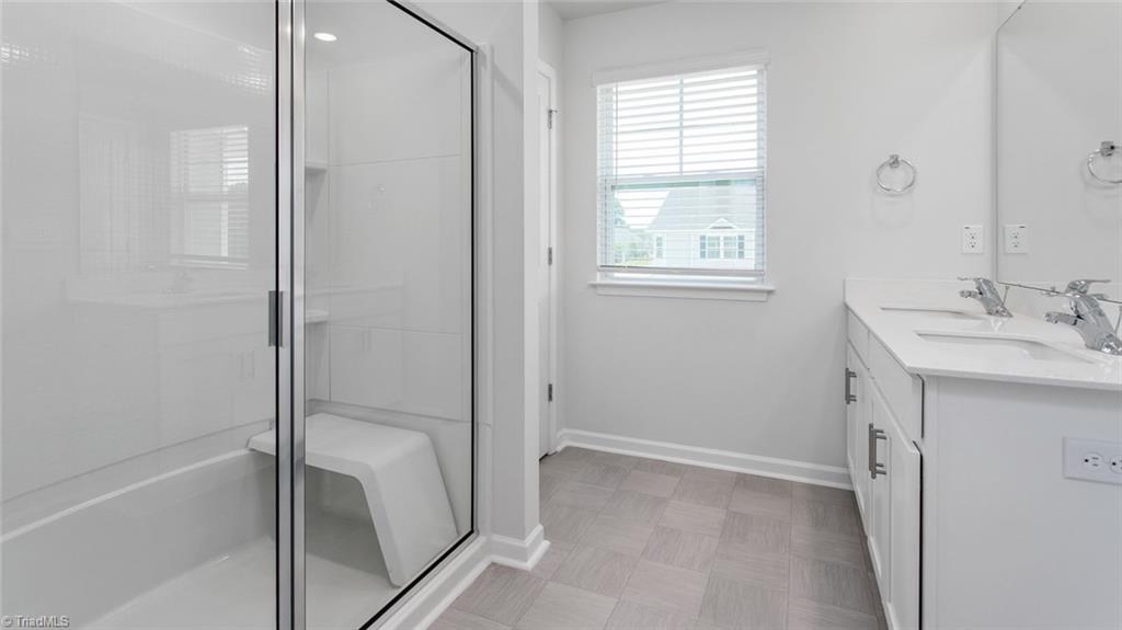 property viewer photo 17