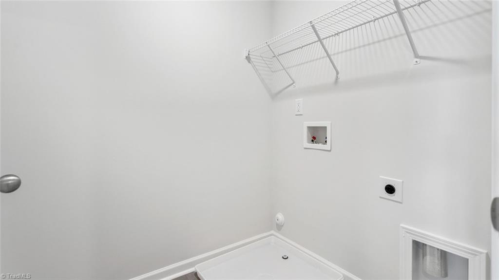 property viewer photo 20