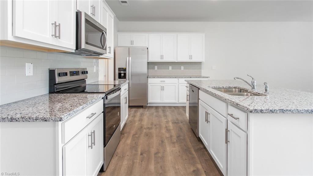 property viewer photo 7
