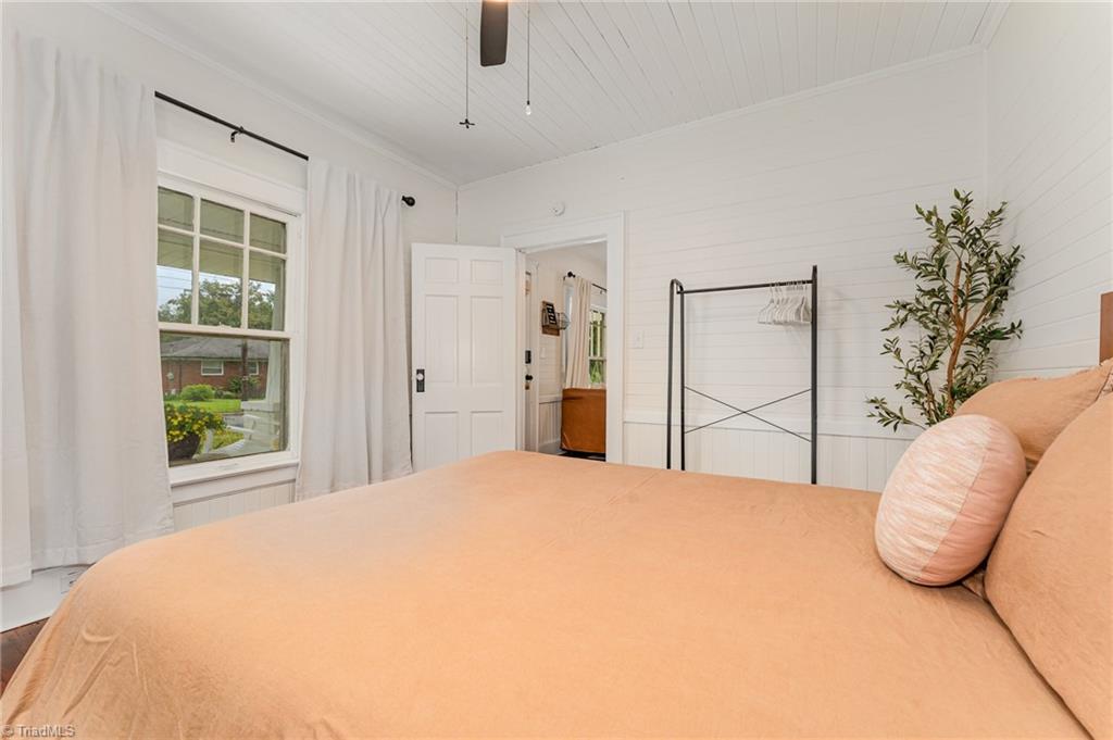 property viewer photo 13