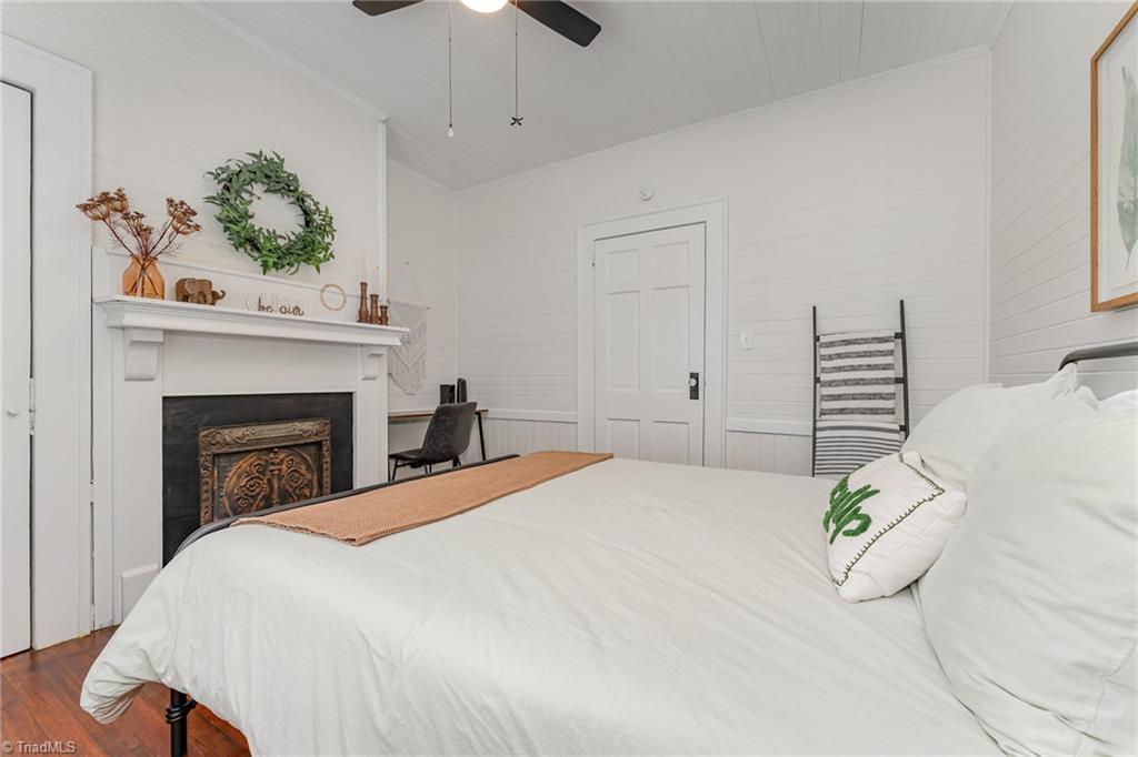 property viewer photo 15
