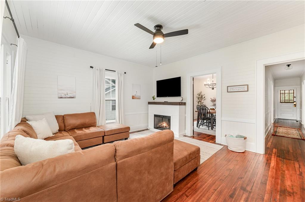 property viewer photo 4
