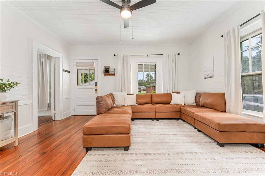 property viewer photo 5