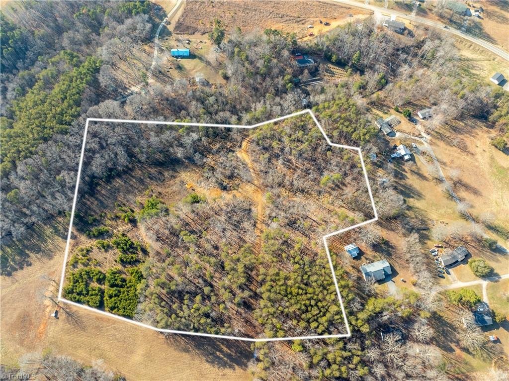 main property photo 15