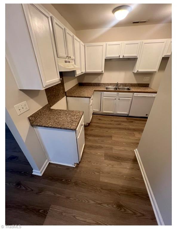 property viewer photo 2