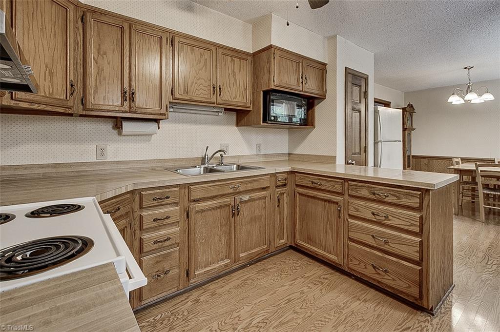property viewer photo 16
