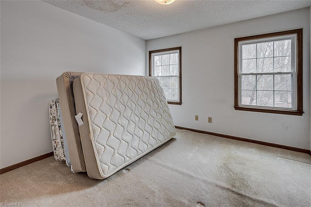 property viewer photo 24