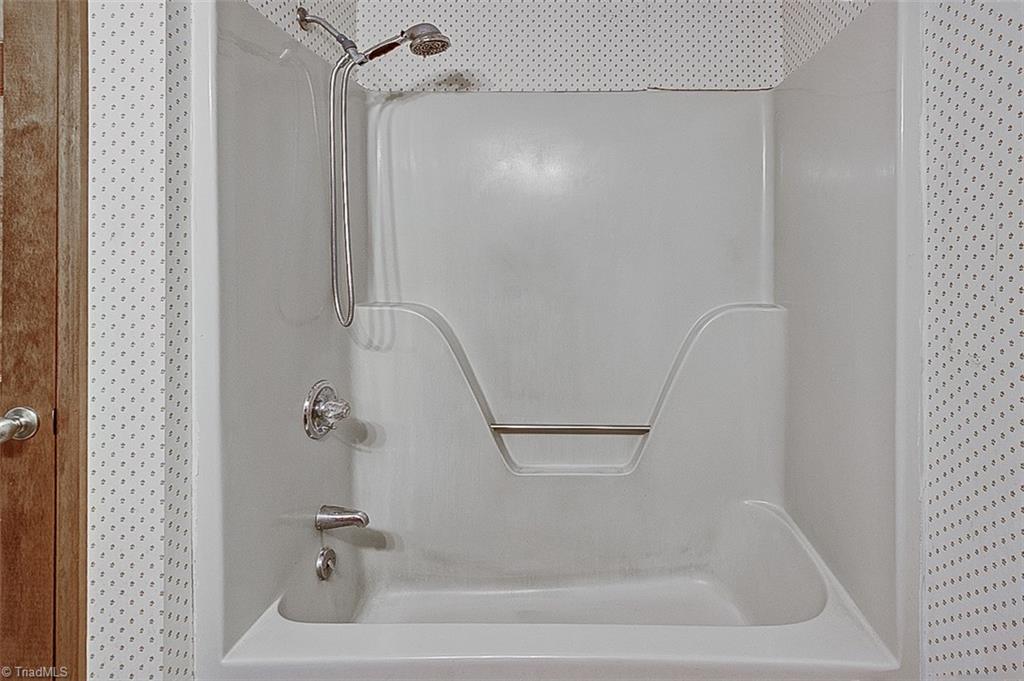 property viewer photo 26