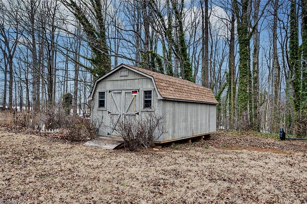 property viewer photo 43