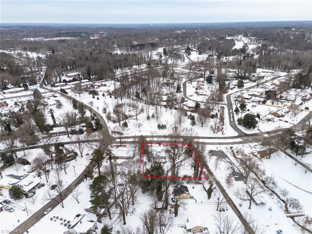 main property photo 39