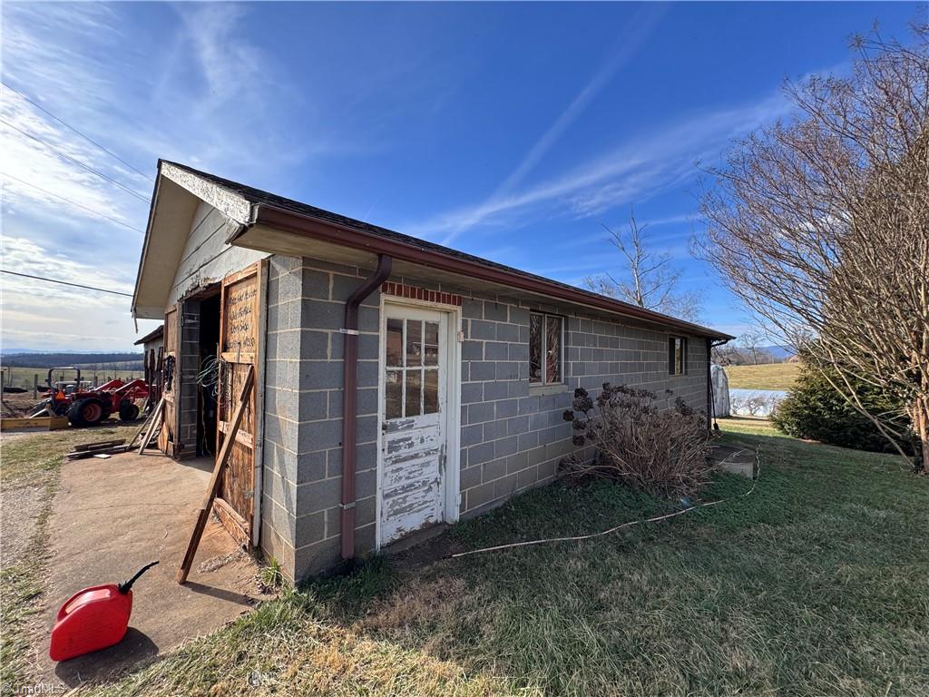 main property photo 31