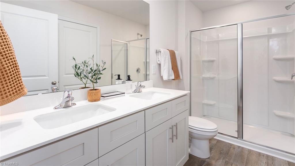 property viewer photo 15