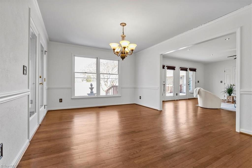 property viewer photo 13