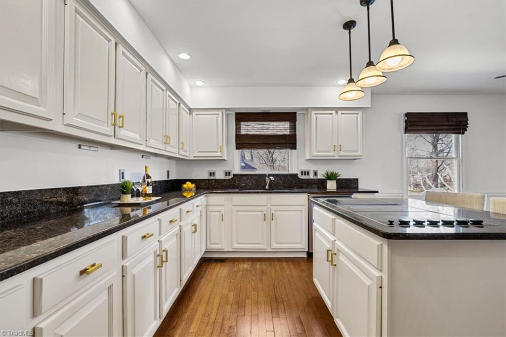 property viewer photo 18