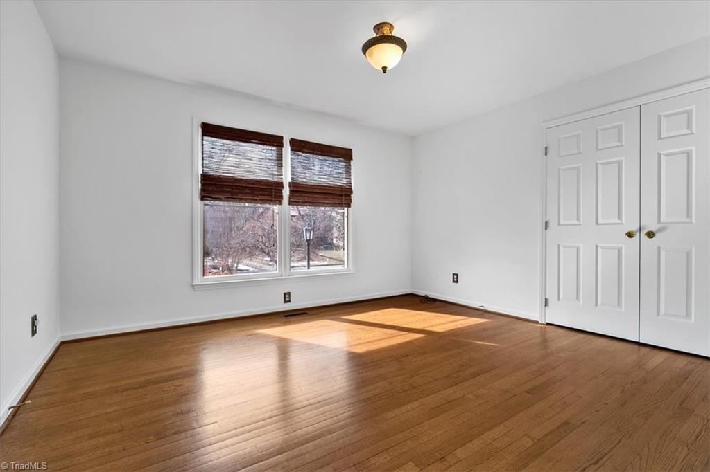 property viewer photo 32