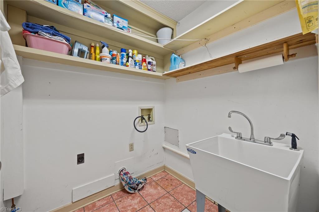 property viewer photo 13