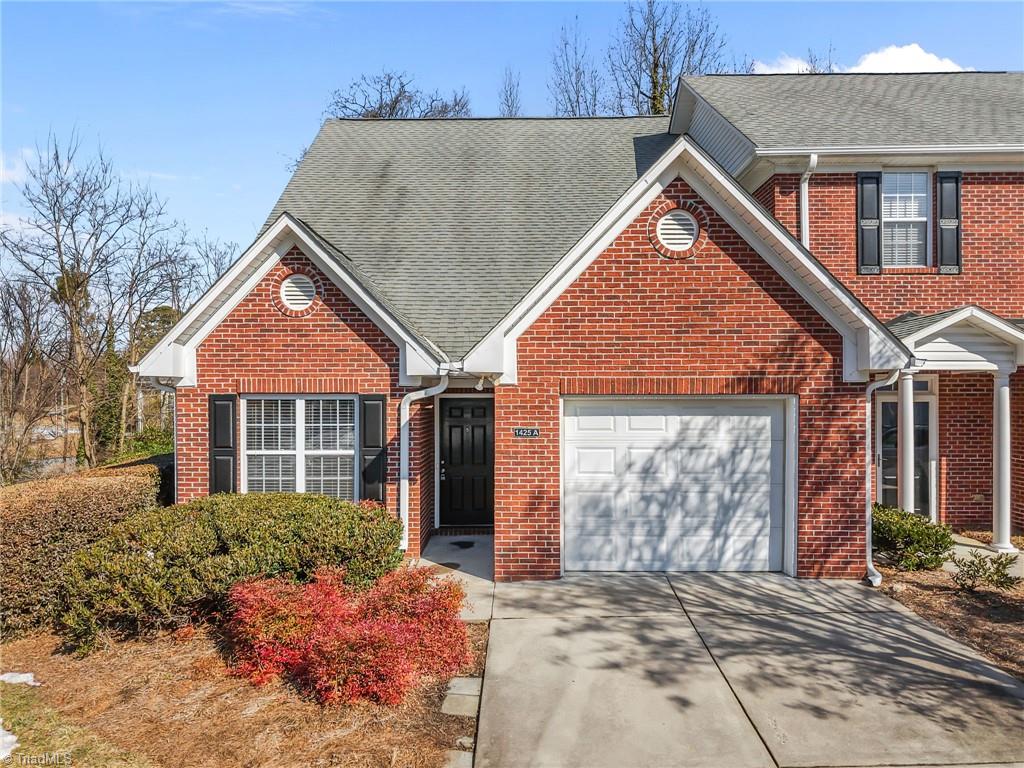main property photo 0