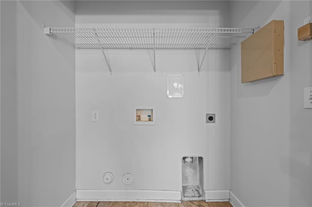 property viewer photo 11