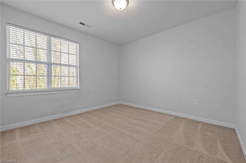 property viewer photo 19