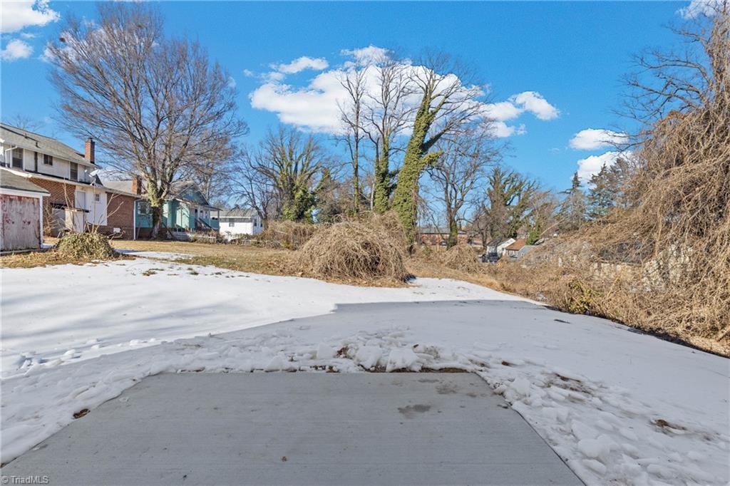 main property photo 36