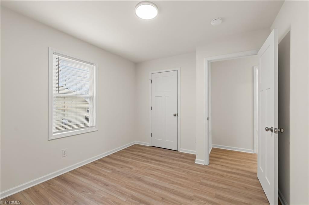 property viewer photo 20