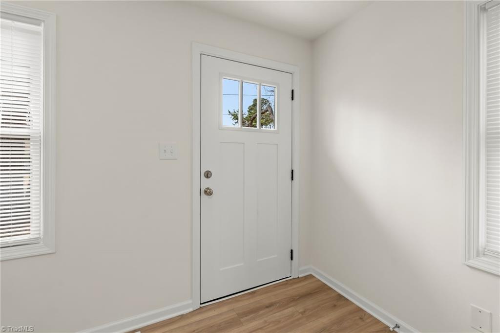 property viewer photo 5