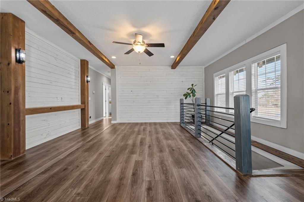 property viewer photo 11