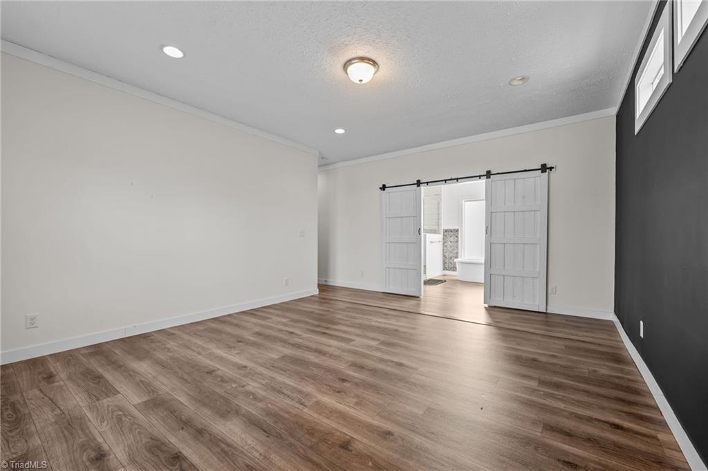 property viewer photo 21