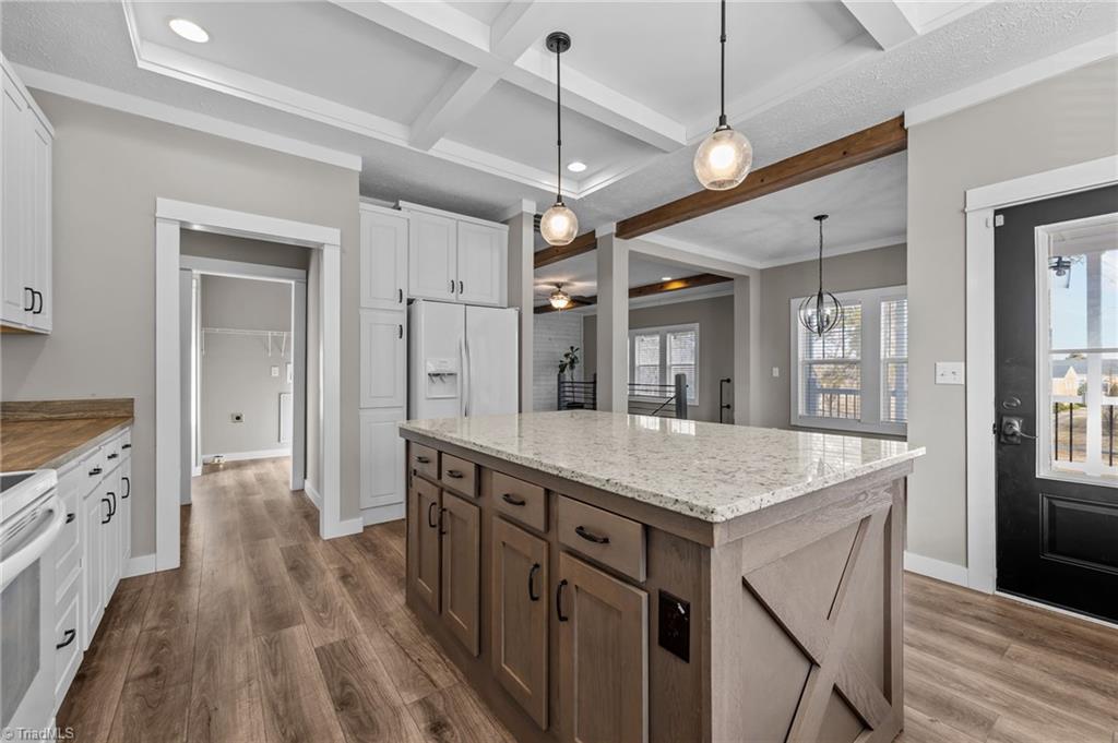 property viewer photo 6