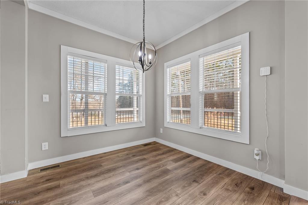 property viewer photo 9