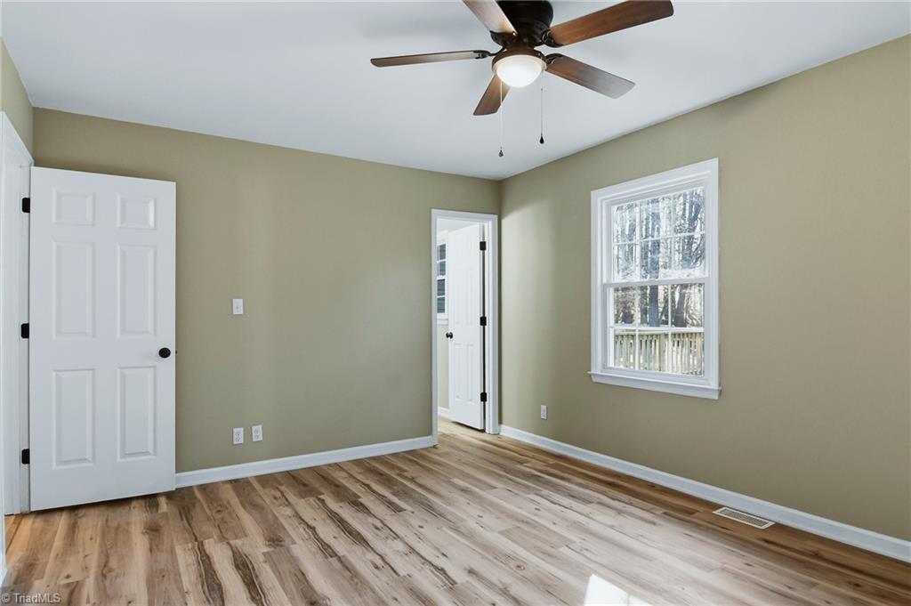property viewer photo 24