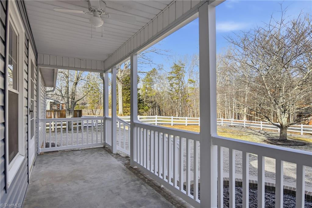 property viewer photo 3