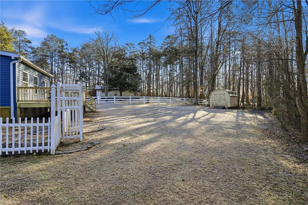 property viewer photo 30
