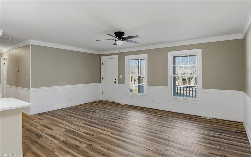property viewer photo 8
