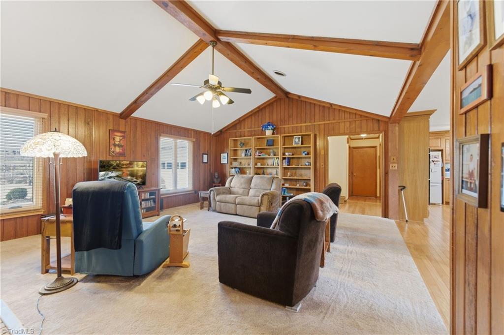 property viewer photo 12