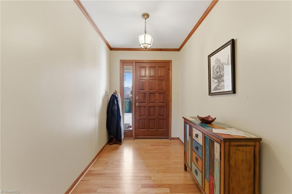 property viewer photo 2