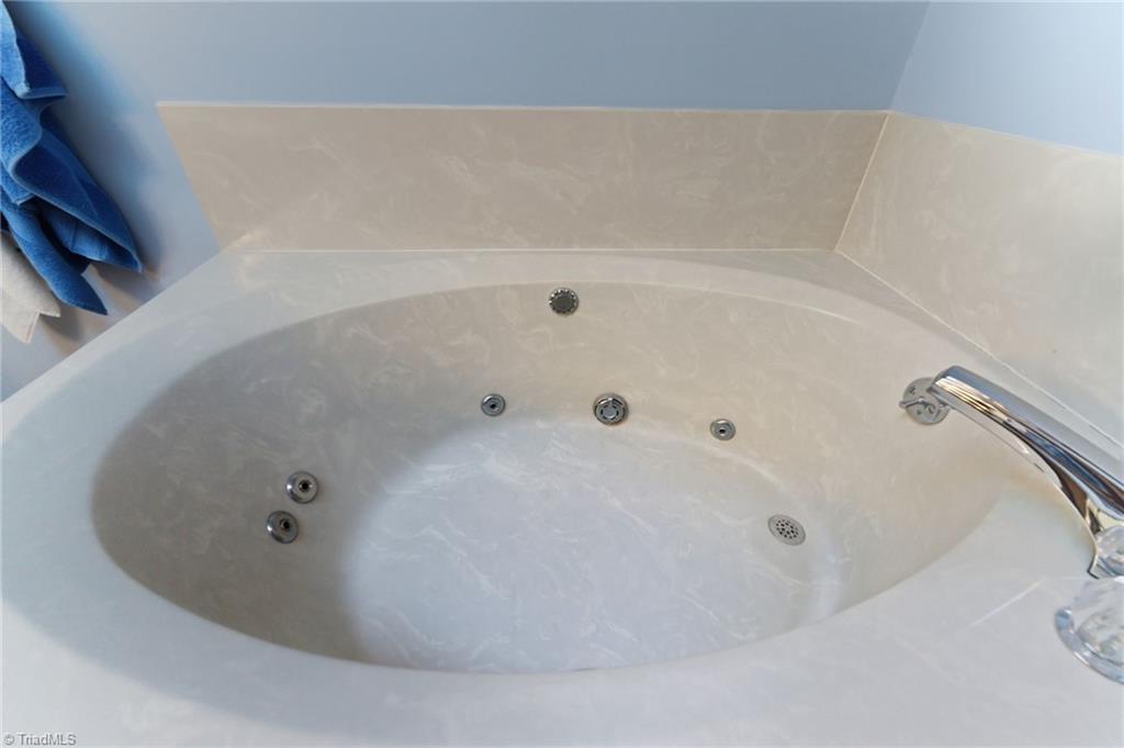 property viewer photo 23