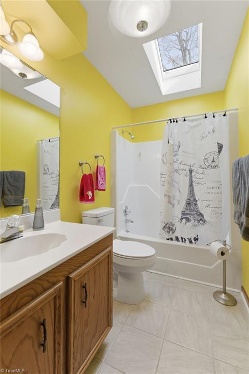 property viewer photo 26