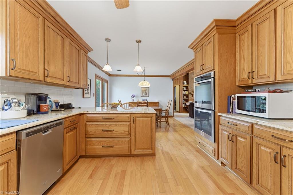 property viewer photo 5