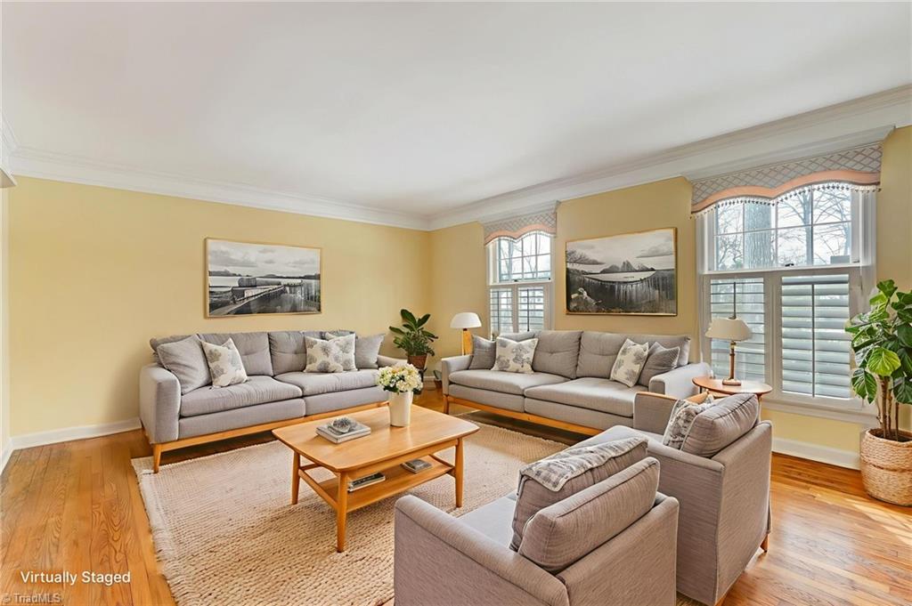 property viewer photo 10