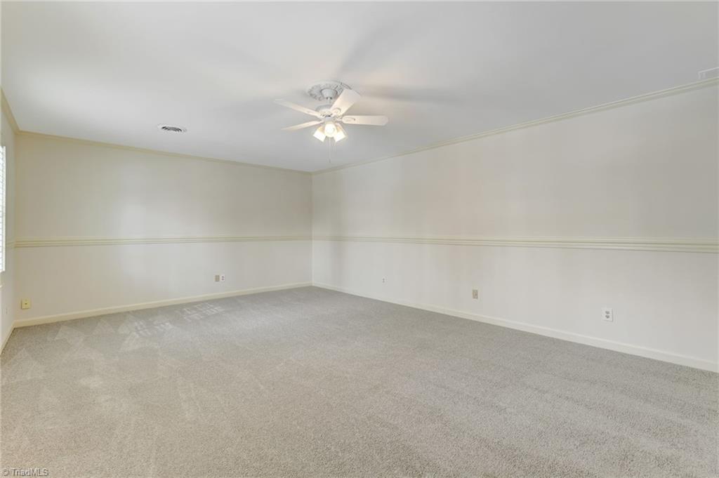 property viewer photo 25